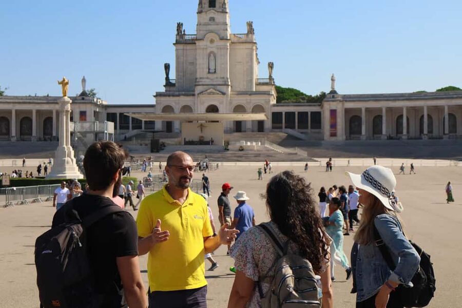 From Lisbon: Small Group Half-Day Fátima Tour - Aljustrel: the shepherd houses and the village details you can actually see