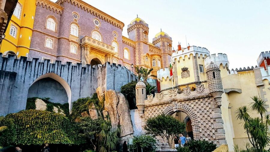 From Lisbon: Tour Sintra, Pena Palace, Regaleira and Cascais - Sintra Historical Centre: where quick stops feel satisfying