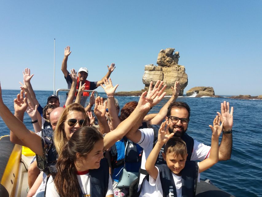 From Peniche: 1-Hour Cabo Carvoeiro Boat Tour - Onboard guide and skipper vibes, with Paulo and Fernando mentioned