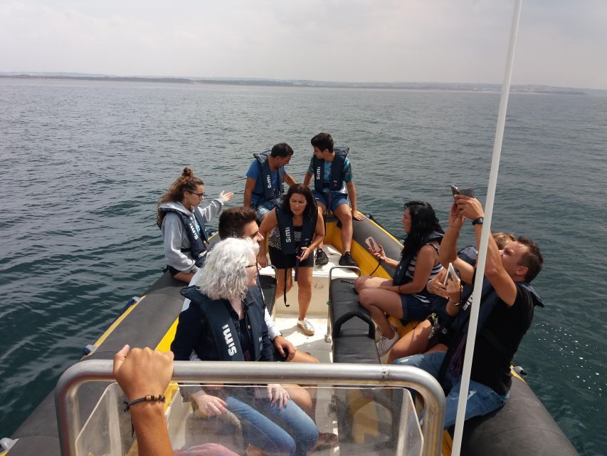 From Peniche: 1-Hour Cabo Carvoeiro Boat Tour - Náu do Corvos: the sea-sculpted rock formations stop