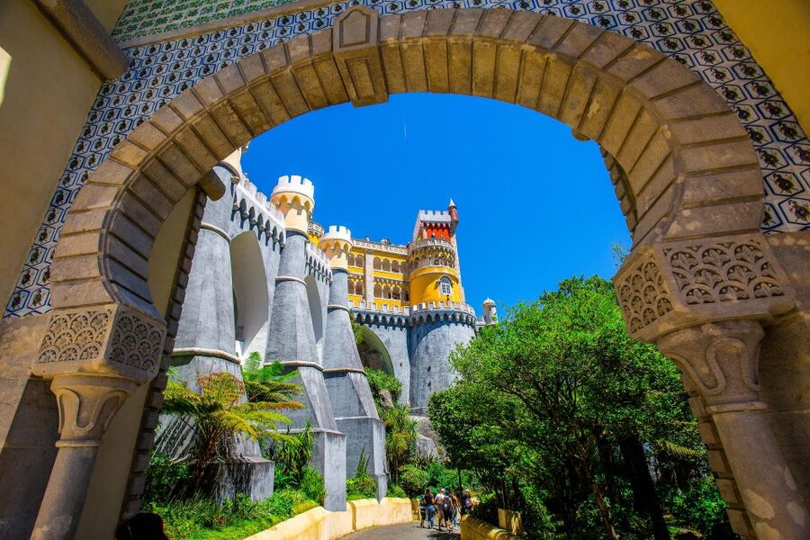 From Sintra: Pena Palace Guided Tour - The extras that make this tour feel like a local plan