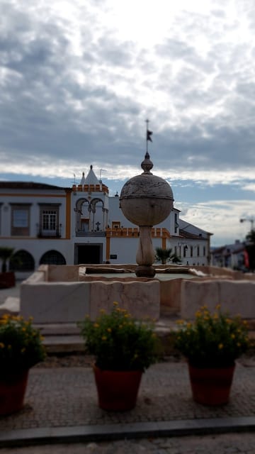 Golden Era of Évora walking & the portuguese wine tasting. - How the tour links Roman, Visigothic, and Muslim eras to what you can actually see