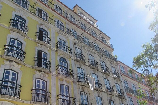 Half Day Historical Walking Tour about the Slave Trade in Lisbon - Largo do Carmo and Portugal’s 1970s break with empire