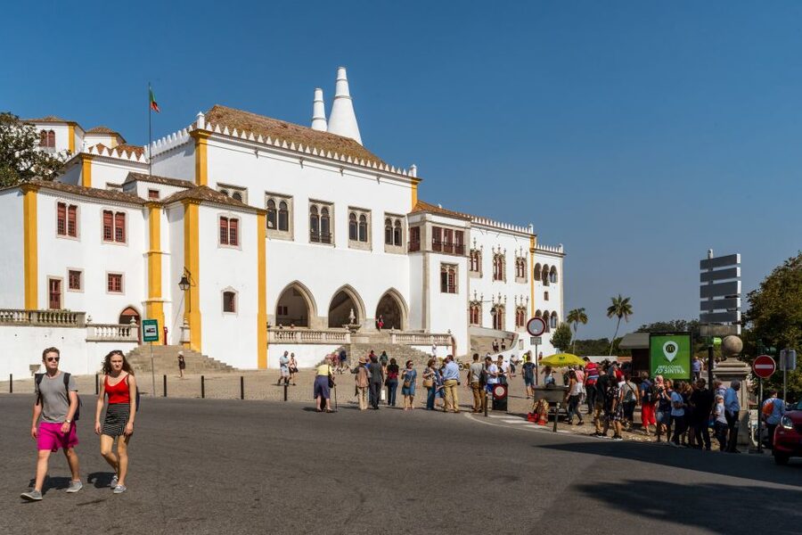 Half-Day Sintra Tour from Lisbon with Transfers - Queluz Palace: Rococo refinement with a darker edge