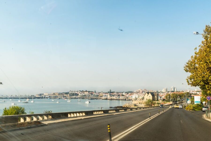 Half-Day Sintra Tour from Lisbon with Transfers - Guincho, Cascais, and Estoril: coastal views with wind in your face