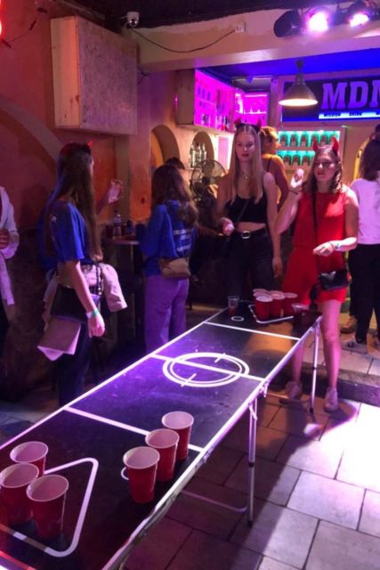 Halloween Haunts: Lisbon Pub Crawl Experience - The Halloween challenges: costume rules, face paint, and champagne prizes