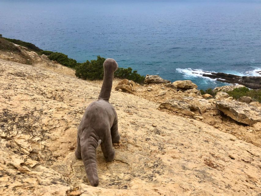 HIKING around Lisbon: Jurassic Dinosaur Trails of Espichel - Starting with Monumento Natural da Pedra da Mua: where the famous tracks are