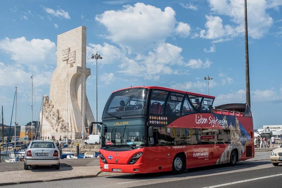 Hop on Hop Off Bus with Oceanario Ticket - Getting started at Marquês de Pombal Square (and not wasting time)