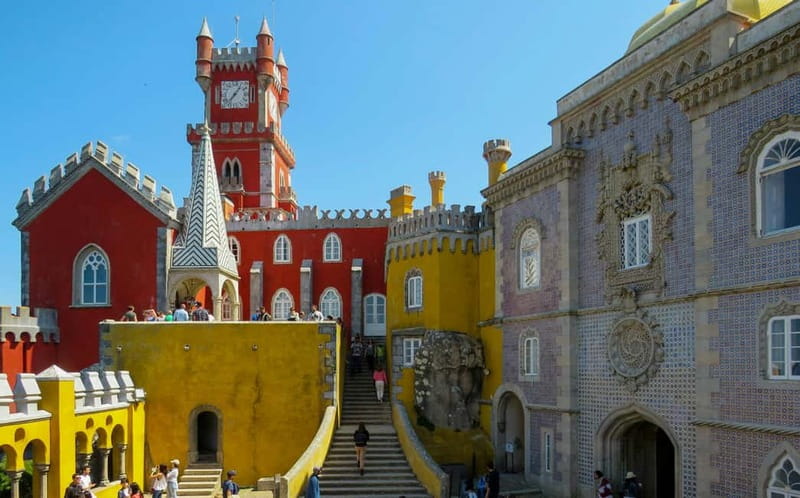 Lisboa: Sintra, Pena Palace, Cabo da Roca Coast and Cascais - Getting around: your 8-hour pacing, van rides, and why timing matters