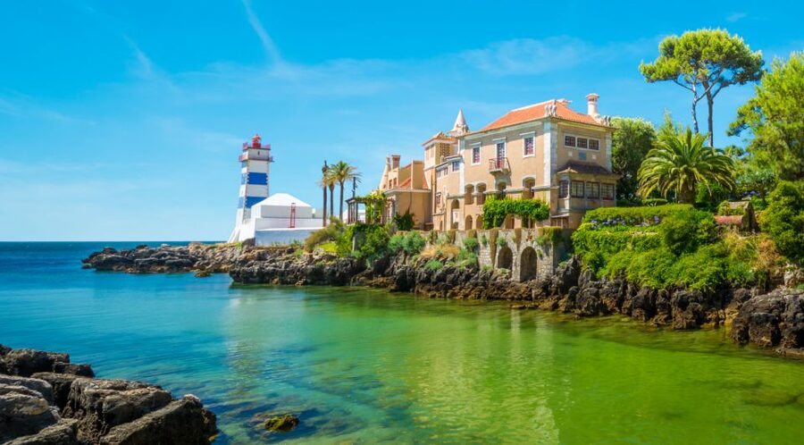 Lisboa: Sintra, Pena Palace, Cascais and Cabo da Roca - Who should book this tour, and who should consider alternatives