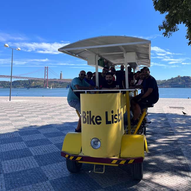 Lisbon: 1-Hour Beer or Sangria Bike Sightseeing Tour - Pacing That Works: About an Hour, Breaks Every 15 Minutes