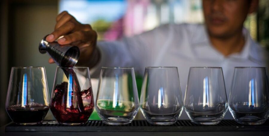 Lisbon: 1-Hour Portuguese Wine Tasting Session - The 1-hour flow, what you actually taste, and why the timing works