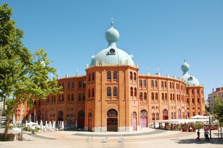 Lisbon: 1-or 2-Day Hop-On Hop-Off Bus Tour - How Tram Access and Carris Museum Turn the Ticket Into More Than a Bus