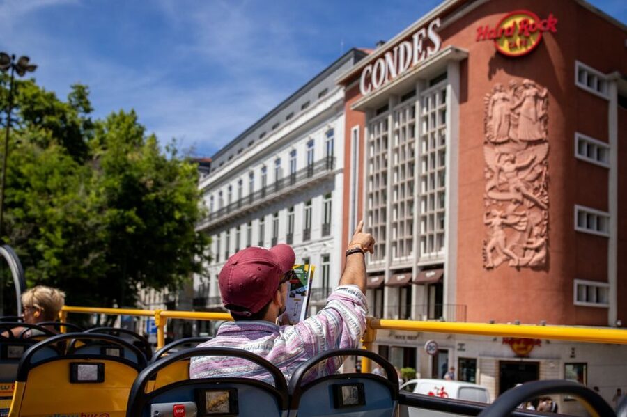 Lisbon: 1-or 2-Day Hop-On Hop-Off Bus Tour - Belém Route: Rossio to Jerónimos, Torre de Belém, and Discovery-Era Monuments