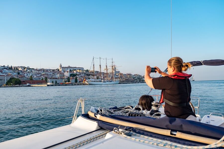 Lisbon: 1 or 2-Hour Cruise along the Tagus River - The cruise itself: how the sailing experience works in real life