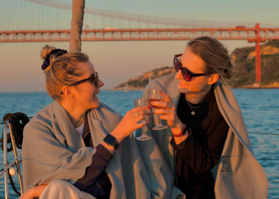 Lisbon 2 Hours Sailing Day Tour and Cruise With Drinks - Should you book this Lisbon 2-hour sailing cruise?