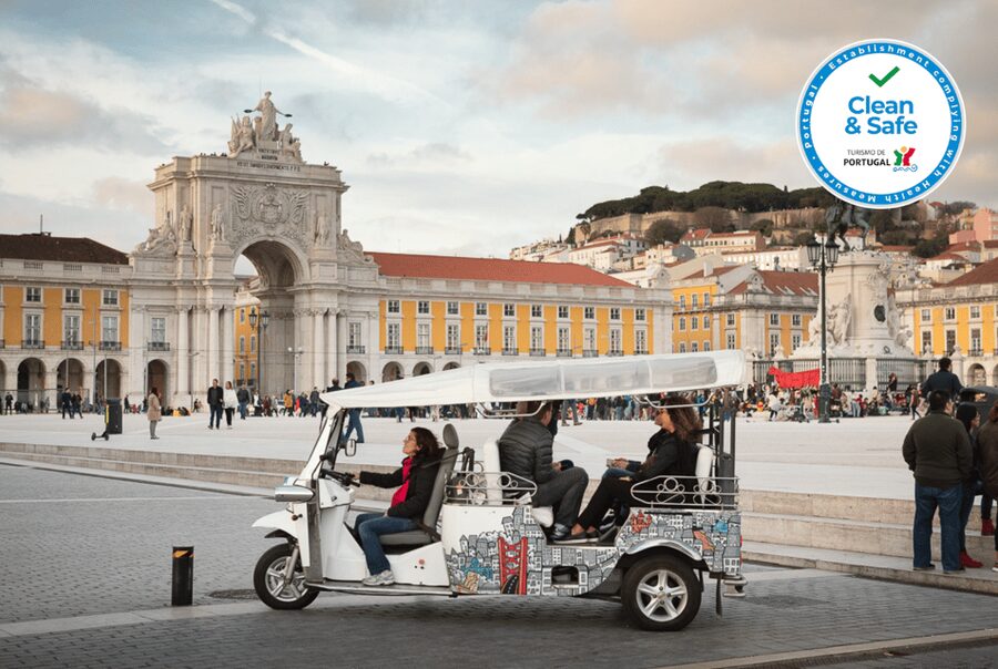 Lisbon: 2h Old Lisbon Tuk Tuk Tour - Picking up in Lisbon, then getting oriented fast