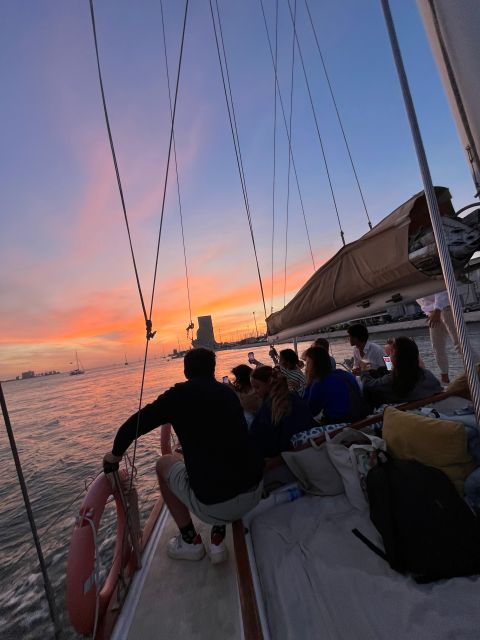 Lisbon: 2H Sunset Boat Cruise Tour with Drinks - Timing and Weather: The Sunset Factor You Can’t Control