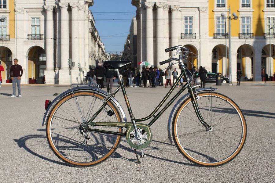 Lisbon: 3-Hour Vintage Bike Tour - Cycling Along the Tagus River: Why This Section Matters