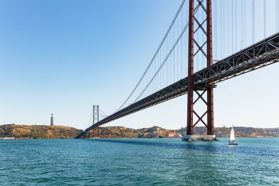 Lisbon: 72/96-Hour Hop-On Hop-Off Bus, Tram & Boat Ticket - Key things this Lisbon pass does especially well