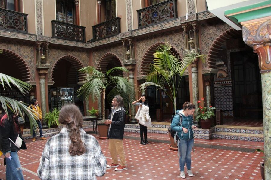 Lisbon: African History and Heritage Walking Tour - Chafariz DEl Rei: when a fountain shows social class