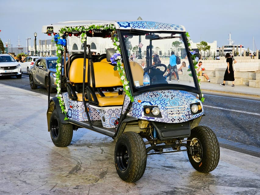 Lisbon: Alfama tour by tuktuk private, up to 90 min - Graça Historic District and São Vicente: where the streets feel alive