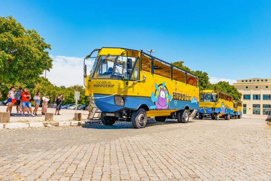 Lisbon: Amphibious Sightseeing Tour - The “land portion” in Lisbon: guided streets before the splash