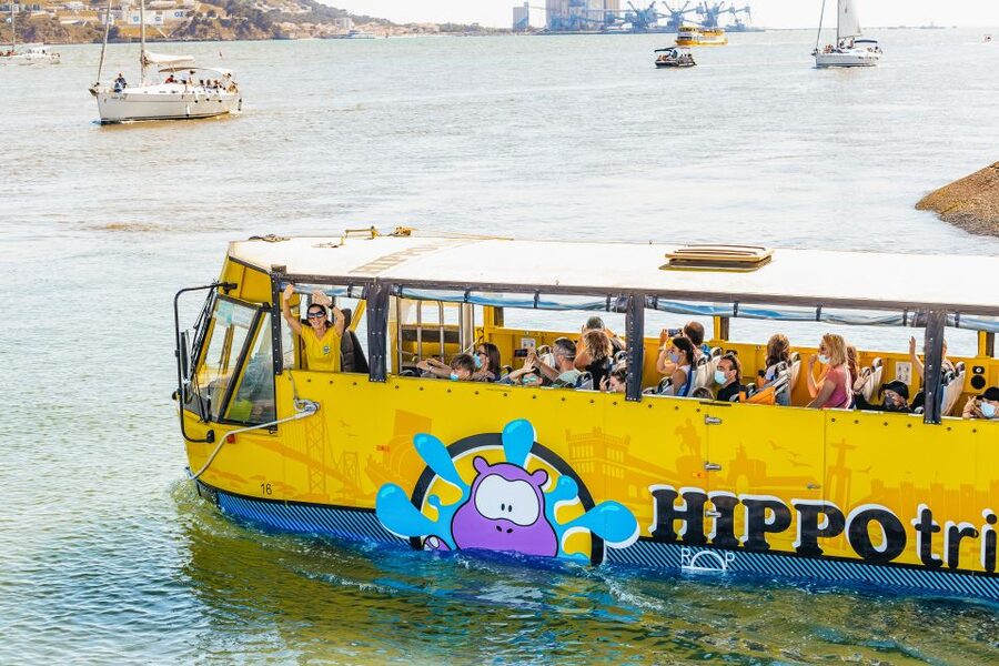 Lisbon: Amphibious Sightseeing Tour - Safety briefing and the open-air reality