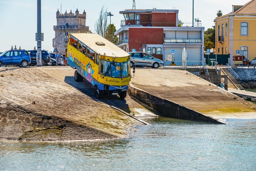 Lisbon: Amphibious Sightseeing Tour - Guides are the real show, from humor to history in plain language