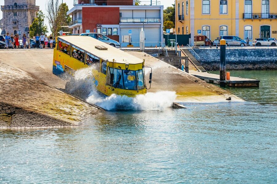 Lisbon: Amphibious Sightseeing Tour - Finding the starting marina near the 25th of April Bridge