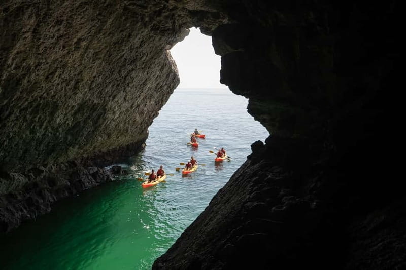 Lisbon: Arrabida Park Kayak Tour with Beach Picnic - Getting to the water: Time Out Market meet-up and the van ride