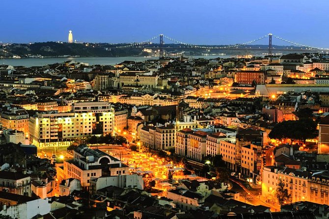 Lisbon: Authentic Fado Show, Dinner and Night Tour - Dinner at a Typical Fado Restaurant: Portuguese food and included drinks