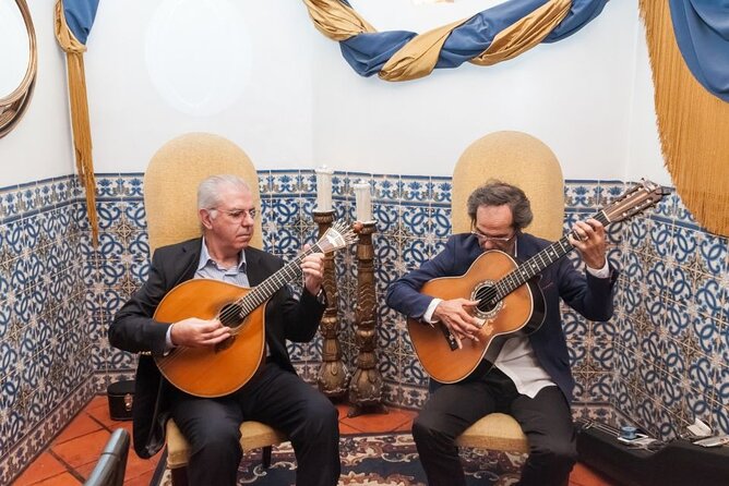 Lisbon: Authentic Fado Show, Dinner and Night Tour - Getting There: small group, 9-seat minivan, and timing realities