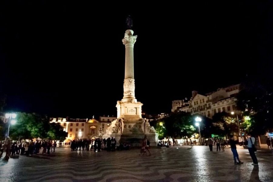 Lisbon: Authentic Fado Show, Dinner and Night Tour - FAQ