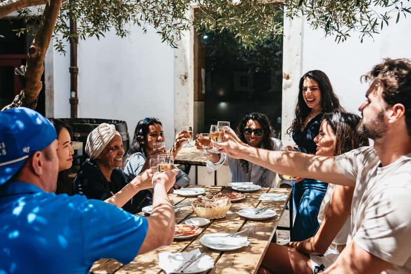 Lisbon: Baixa District Food Tour with Dinner and Drinks - Price and logistics: is $82 worth it for 3 hours?