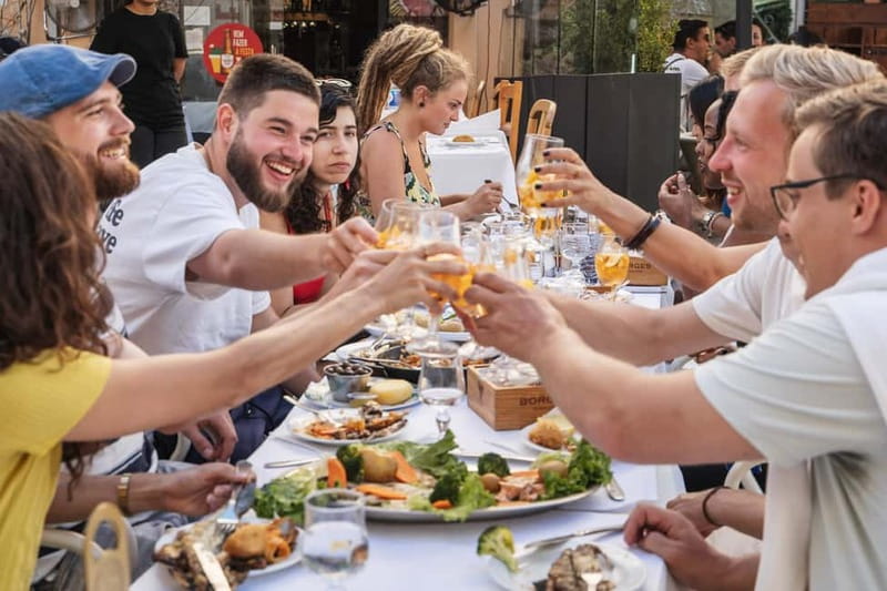 Lisbon: Baixa Food Walking Tour with Drinks - Finishing at Rua Augusta: your food coma, with a map back to the night