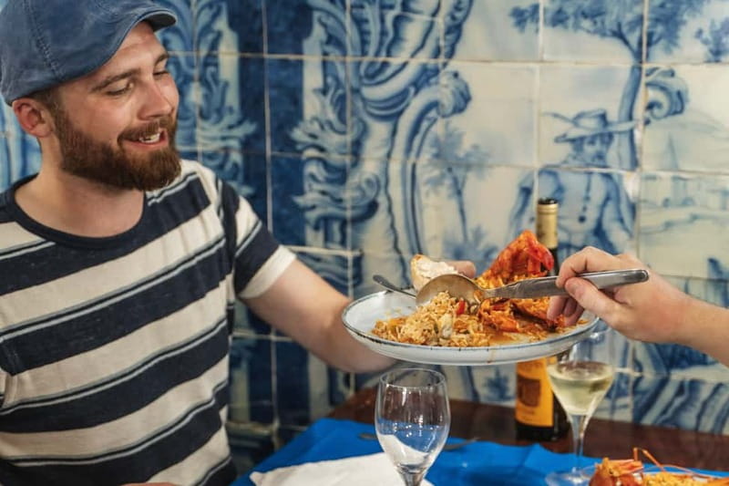Lisbon: Baixa Food Walking Tour with Drinks - Group vibe, guide energy, and why it feels welcoming