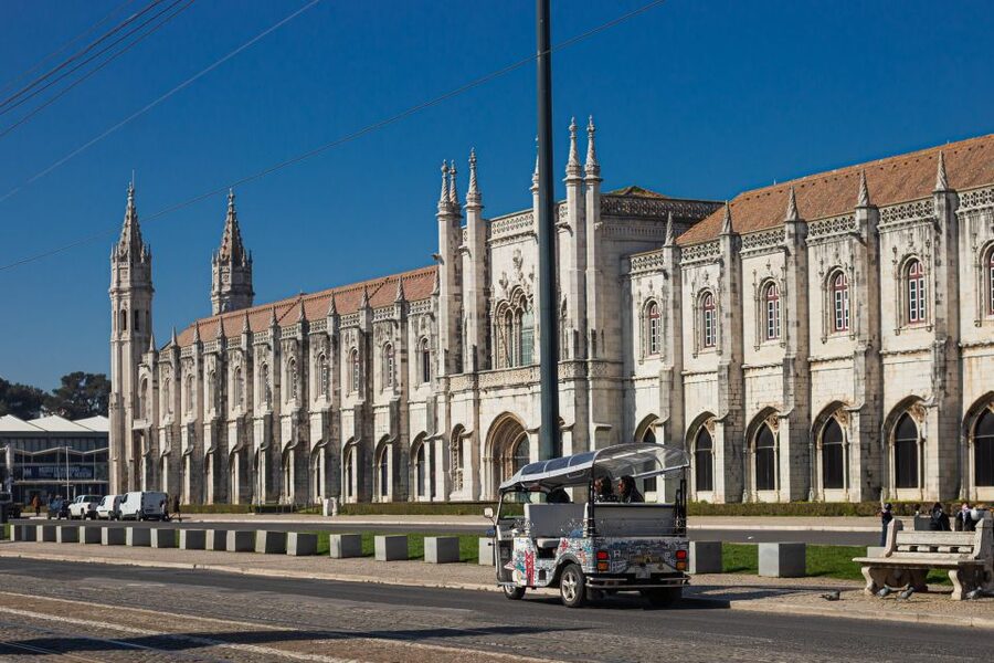 Lisbon: Belém Tuk Tuk Tour with Pastel de Nata Tasting - Why this Belém tuk tuk tour is such a smart first look