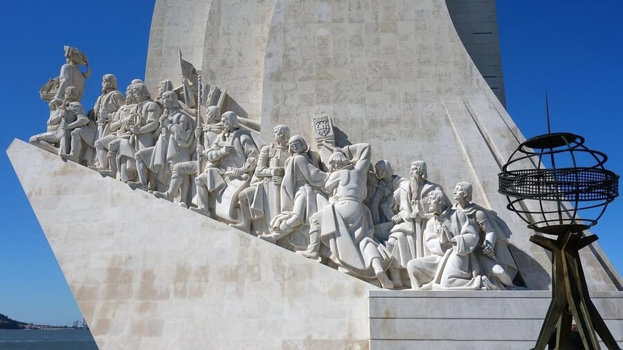 Lisbon: Belem Walking Tour with Jeronimos Monastery Entry - Jerónimos Entry: What the Skip-the-Line Changes