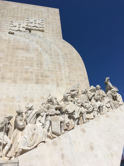 Lisbon: Belem Walking Tour with Jeronimos Monastery Ticket - Jerónimos Monastery: fast entry, cloister focus, and Vasco de Gama’s thread