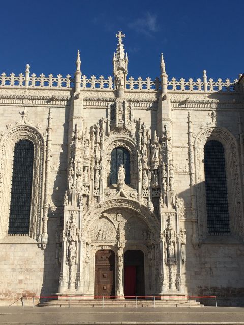 Lisbon: Belem Walking Tour with Jeronimos Monastery Ticket - Pastéis de Belém: the egg tart stop that actually adds context