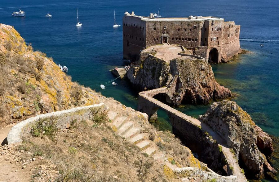Lisbon: Berlenga Island Full Day Tour - Berlenga Grande From Lisbon, A Clean Plan for Serious Sea Views