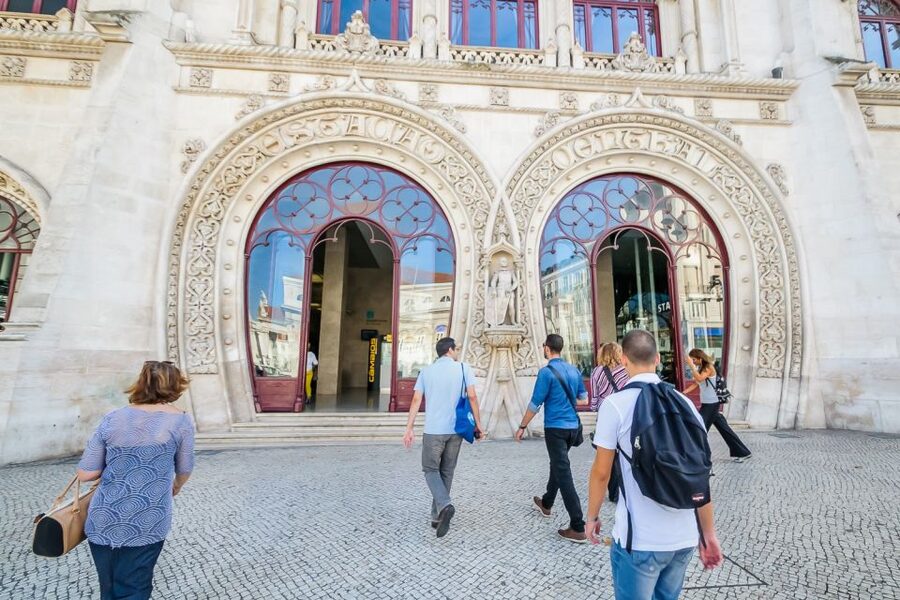 Lisbon: Best of City Private Walking Tour - Carmo Square: the Carnation Revolution meets a calm square
