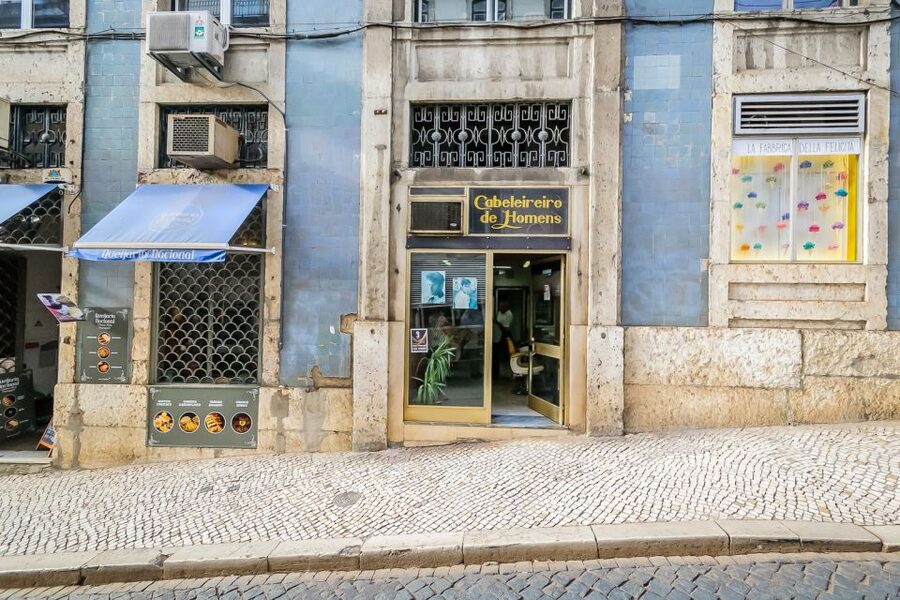 Lisbon: Best of City Private Walking Tour - Alfama’s maze and the Fado thread