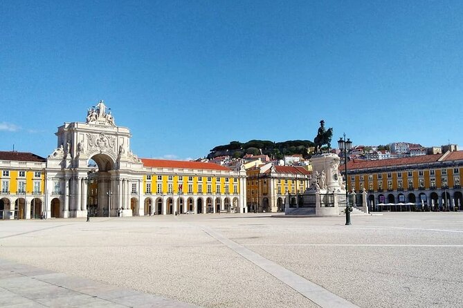 Lisbon Bike Tour: Downhill Downtown Lisbon to Belém - Restoradores Square, Praça Dom Pedro IV, and St. Dominic’s Square