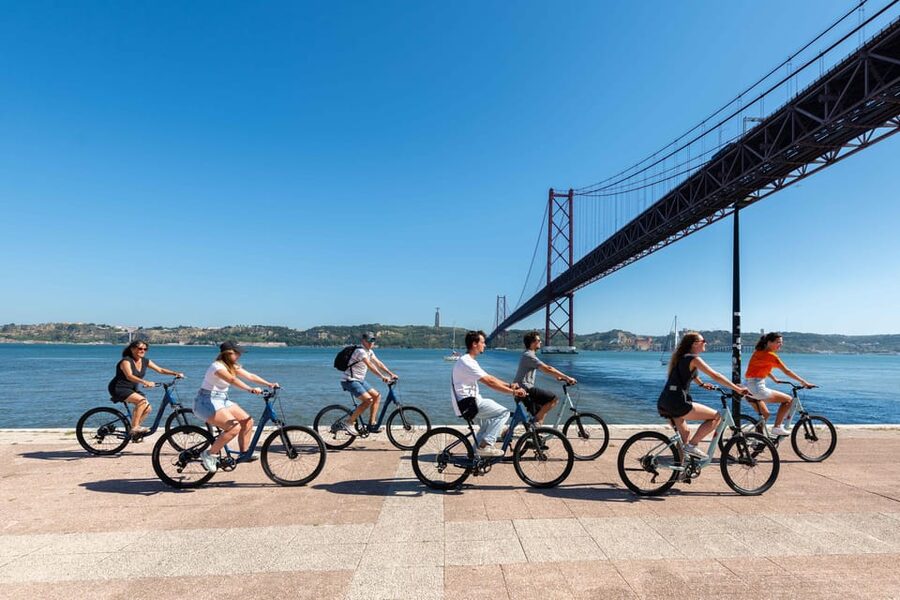 Lisbon Bike Tour: Langs de rivier van Belém naar Lissabon - Why This Belém-to-Lisbon Ride Feels Easy (Even If You Are Not a Cyclist)