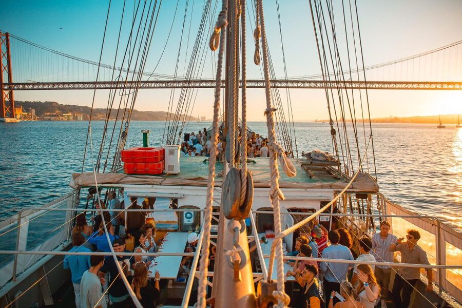 Lisbon Boat Party - Live DJ & Afterparty with VIP Club entry - The Music: Deep House, Techno House, and Popular Hits