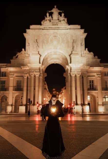 Lisbon by Night: Guided Walking Tour - The Unholy Secrets - Alfama finish: narrow lanes, medieval mood, and the unspoken past