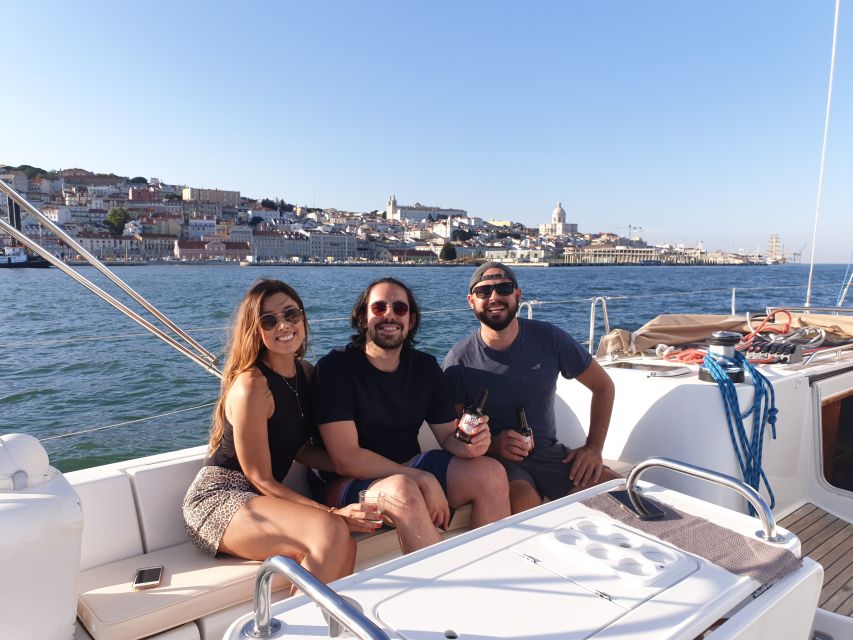 Lisbon: Champagne Sailing Tours - Your 2-hour cruise flow, stop by stop