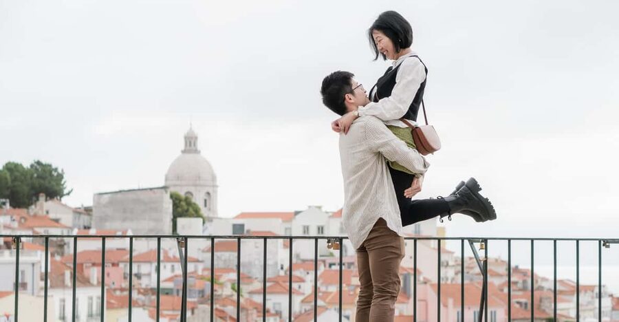 Lisbon: Cinematic Photoshoot with Local Photographer Guide - Why this Lisbon cinematic photoshoot feels different